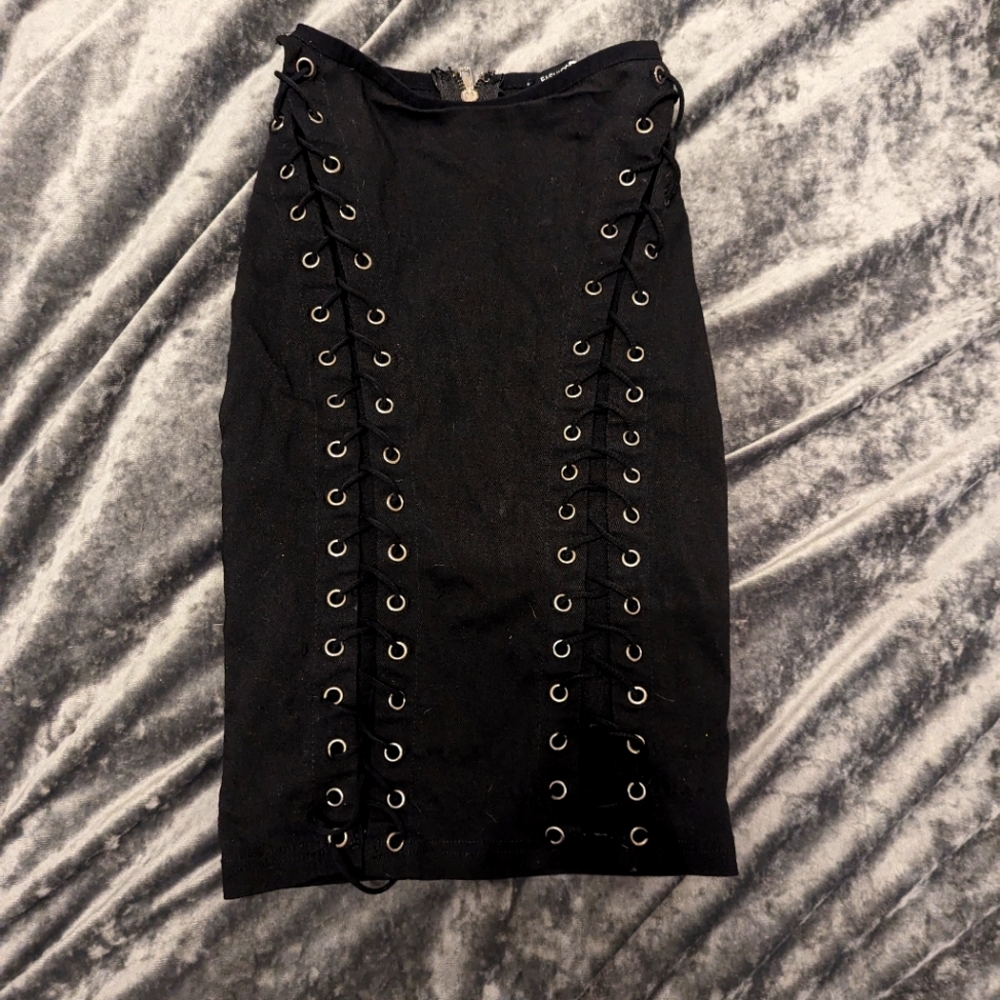 Black Stretch Pencil skirt